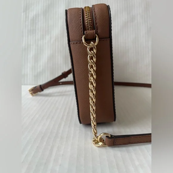 Michael Kors Jet Set Large Brown Leather Crossbody NWT - Picture 6 of 6